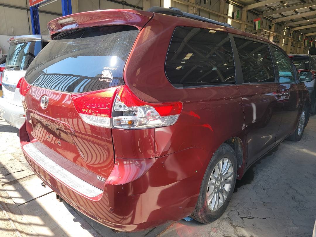 2011 TOYOTA SIENNA — 275285 Miles — Lot 003467 — Main - Marhaba Auctions Used Cars - Image 4
