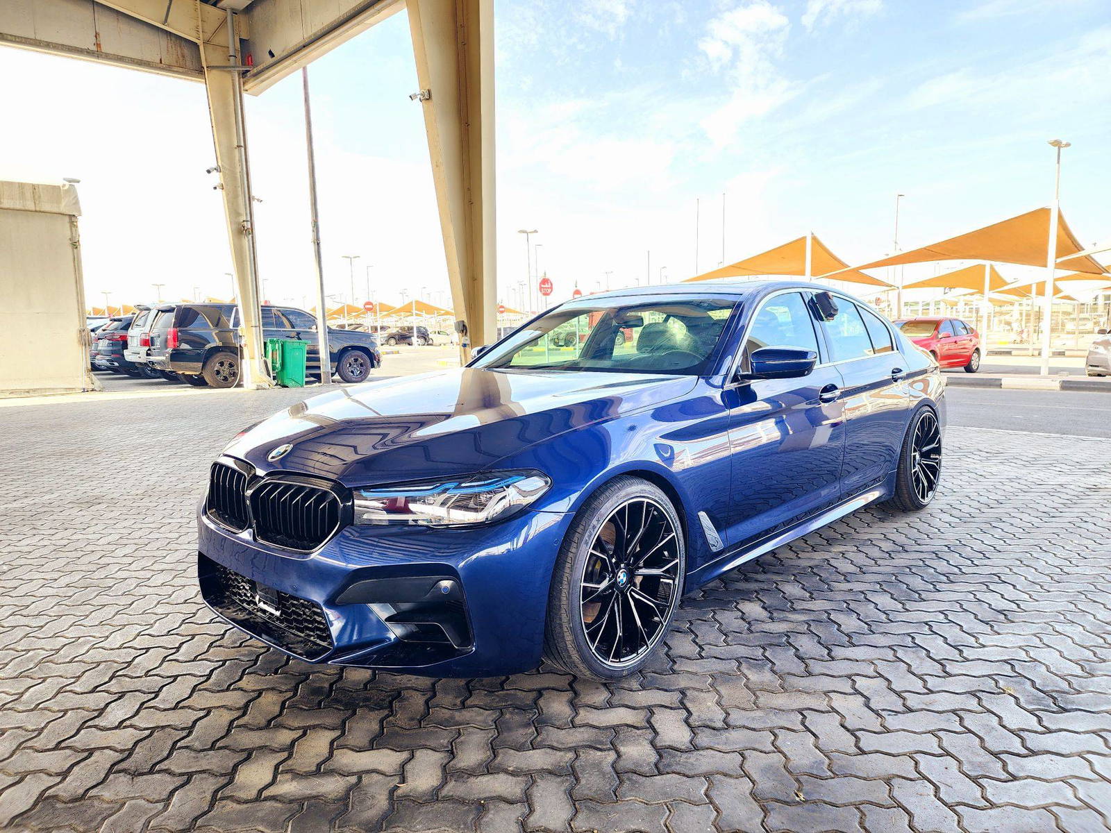 2018 BMW 530i — 93123 Miles — Lot 8JWA37608 — Souq - Marhaba Auctions Used Cars - Image 6