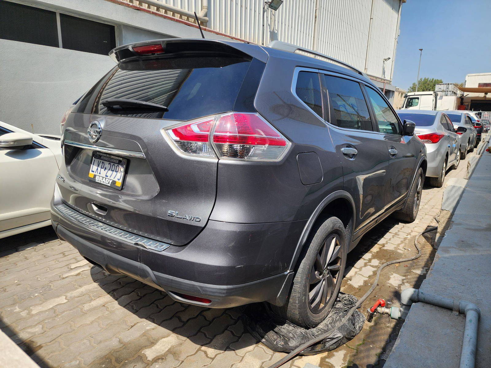 2016 NISSAN ROGUE — 133301 Miles — Lot 773569 — Al Quoz - Marhaba Auctions Used Cars - Image 6