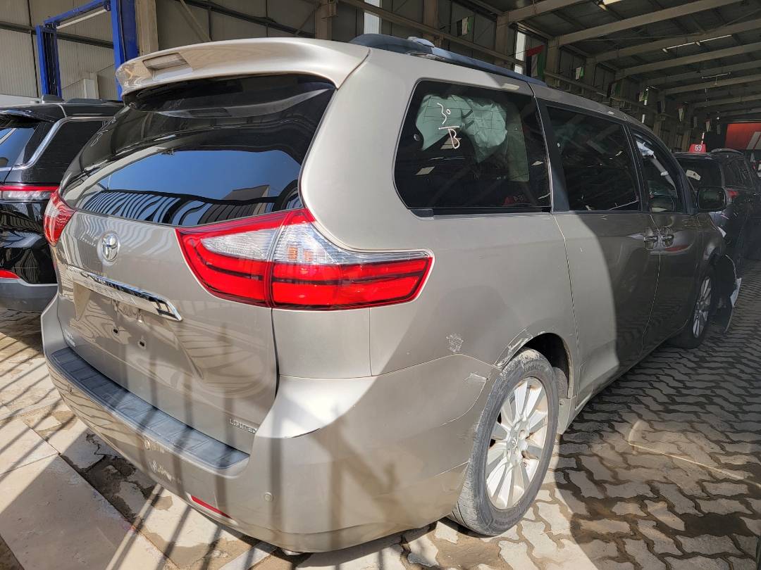 2015 TOYOTA SIENNA — 106503 Miles — Lot S631036 - Marhaba Auctions Used Cars - Image 3