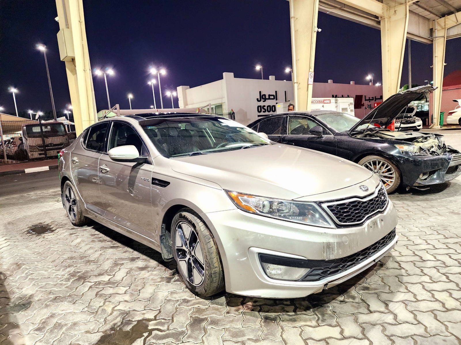 2013 KIA OPTIMA — 198617 Miles — Lot 40404723 — Souq - Marhaba Auctions Used Cars - Image 4