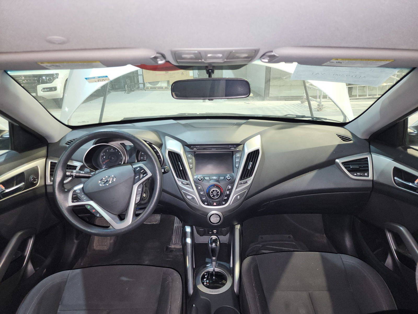 2016 HYUNDAI VELOSTER — 78966 Miles — Lot 79377 — Al Quoz - Marhaba Auctions Used Cars - Image 9