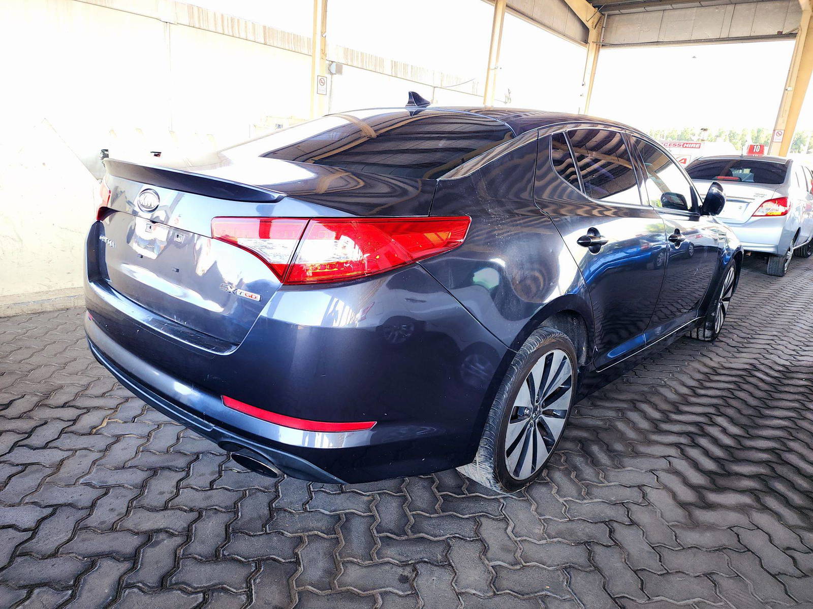 2011 KIA OPTIMA — 239149 Miles — Lot 39969554 — Souq - Marhaba Auctions Used Cars - Image 4
