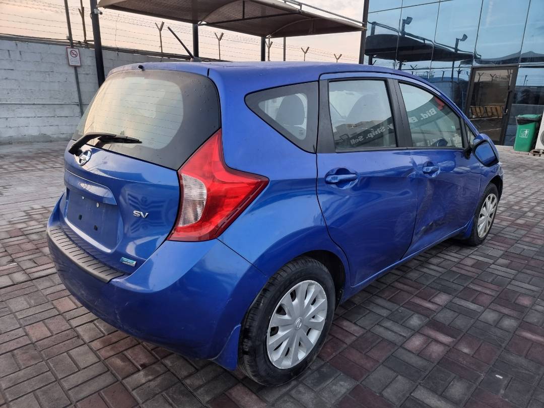 2015 NISSAN VERSA NOTE — 139998 Miles — Lot 5FL440006 — Souq - Marhaba Auctions Used Cars - Image 4