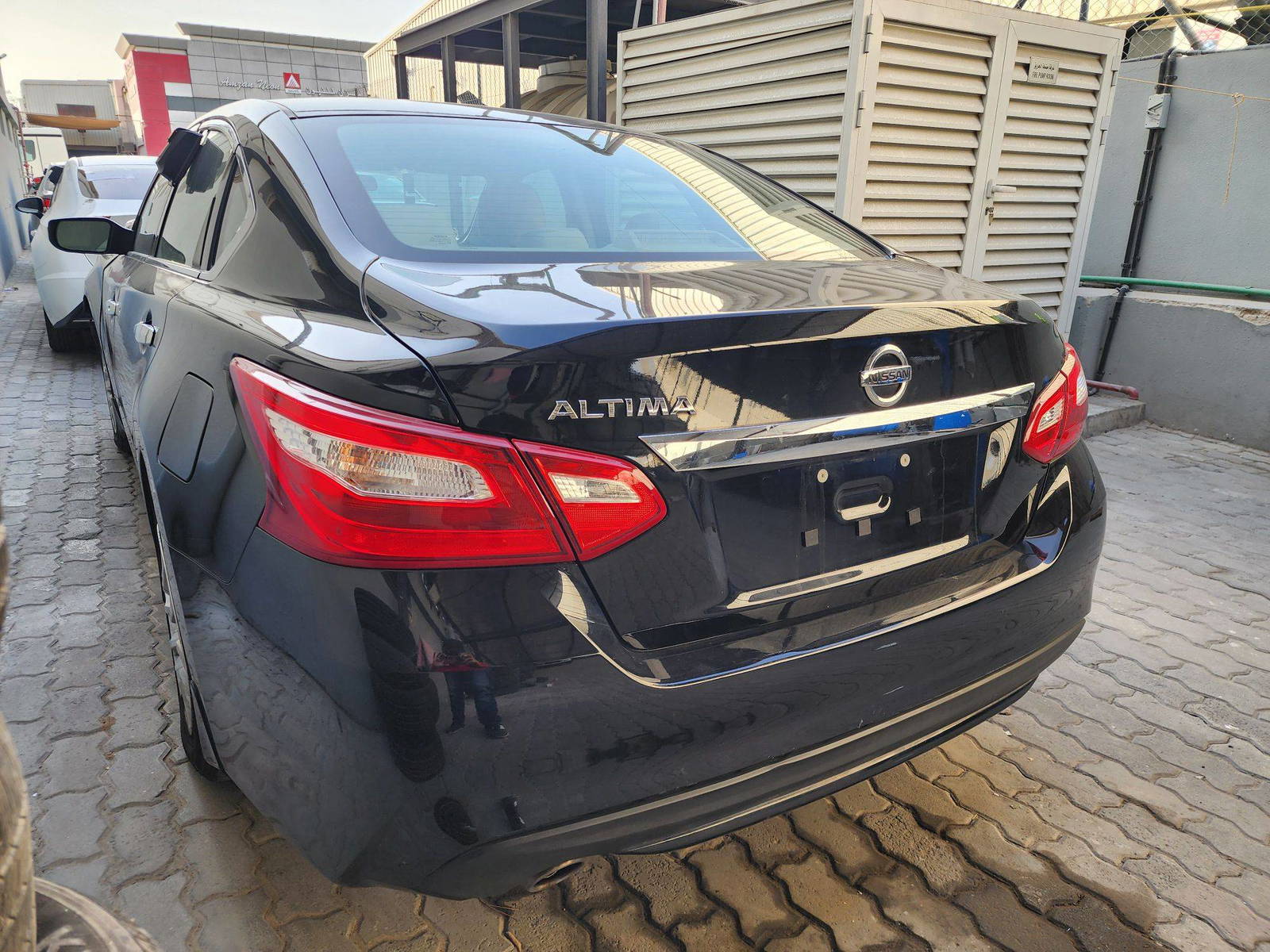 2016 NISSAN ALTIMA — 125894 Miles — Lot 215487 — Main - Marhaba Auctions Used Cars - Image 4
