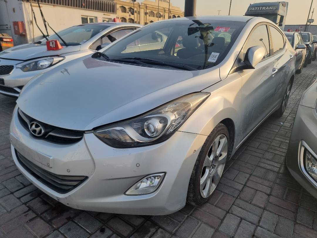 2011 HYUNDAI AVANTE — 156329 KM — Lot 24555 — Ind. 12 - Marhaba Auctions Used Cars - Image 3