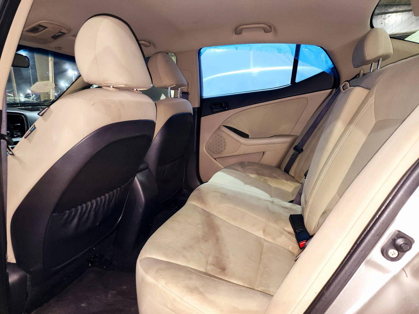 2015 KIA OPTIMA — 153795 Miles — Lot 76253303 — Souq - Marhaba Auctions Used Cars - Image 6