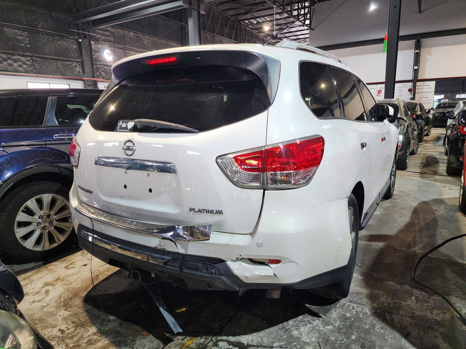 2013 NISSAN PATHFINDER — 160370 Miles — Lot 643203 — Al Quoz - Marhaba Auctions Used Cars - Image 5