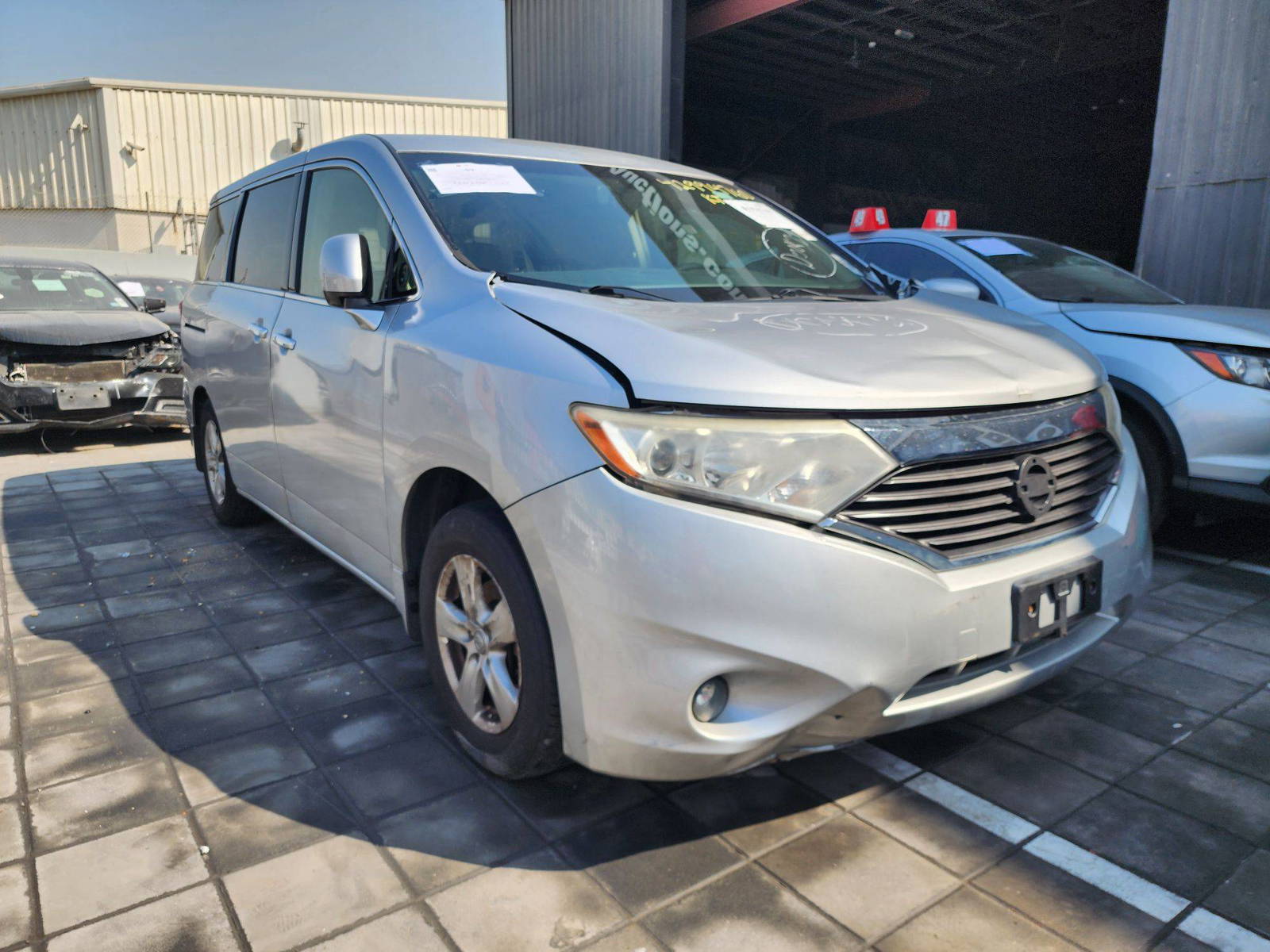 2013 NISSAN QUEST — 218753 Miles — Lot 42994760 — Al Quoz - Marhaba Auctions Used Cars - Image 4
