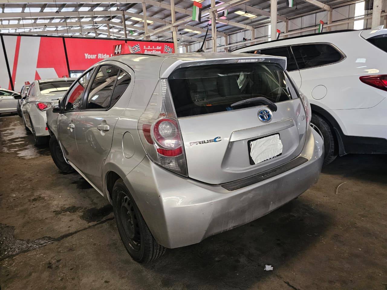 2014 TOYOTA PRIUS — 209356 Miles — Lot 568836 — Main - Marhaba Auctions Used Cars - Image 4