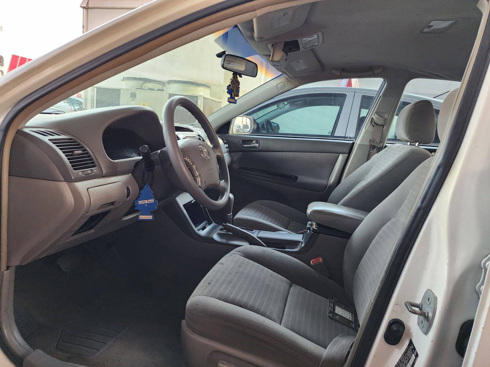 2005 TOYOTA CAMRY — 223715 Miles — Lot 32311 — Souq - Marhaba Auctions Used Cars - Image 8
