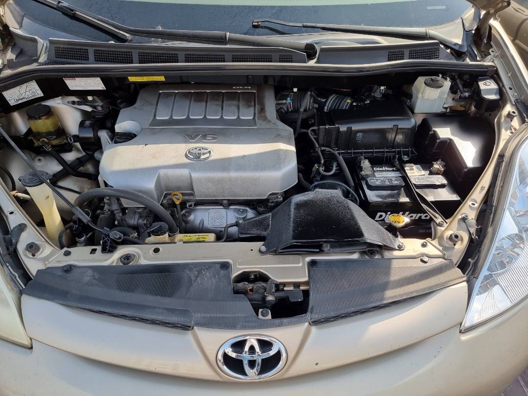 2010 TOYOTA SIENNA — 204585 Miles — Lot 45260634 — Ind. 12 - Marhaba Auctions Used Cars - Image 10