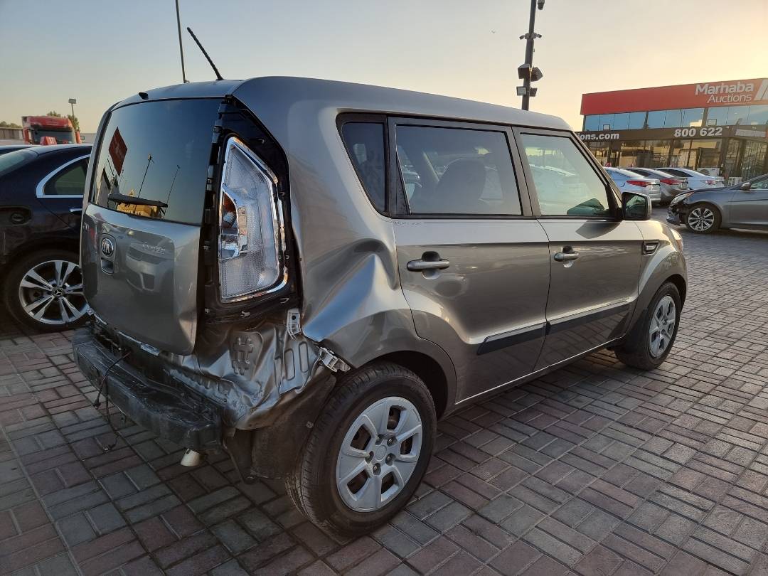 2013 KIA SOUL — 218840 Miles — Lot 125478 — Souq - Marhaba Auctions Used Cars - Image 4