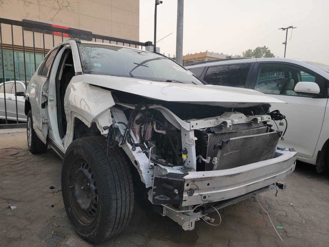 2019 TOYOTA RAV4 — 37928 Miles — Lot 48244594 — Main - Marhaba Auctions Used Cars - Image 4