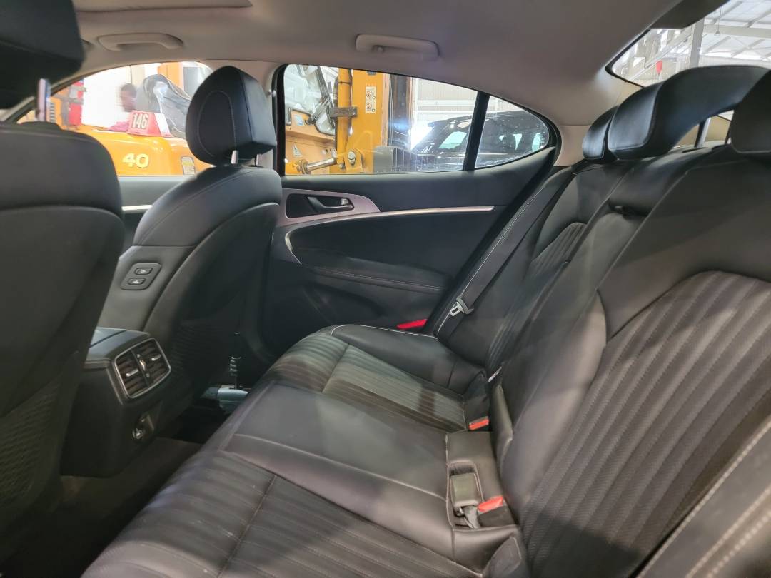 2022 GENESIS G70 — 62050 KM — Lot NU100659 — Main - Marhaba Auctions Used Cars - Image 7
