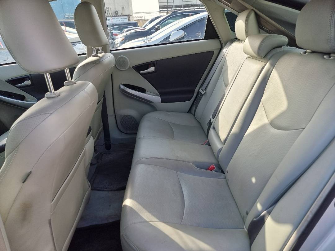2010 TOYOTA PRIUS — 152440 Miles — Lot 214578 — Ind. 12 - Marhaba Auctions Used Cars - Image 6