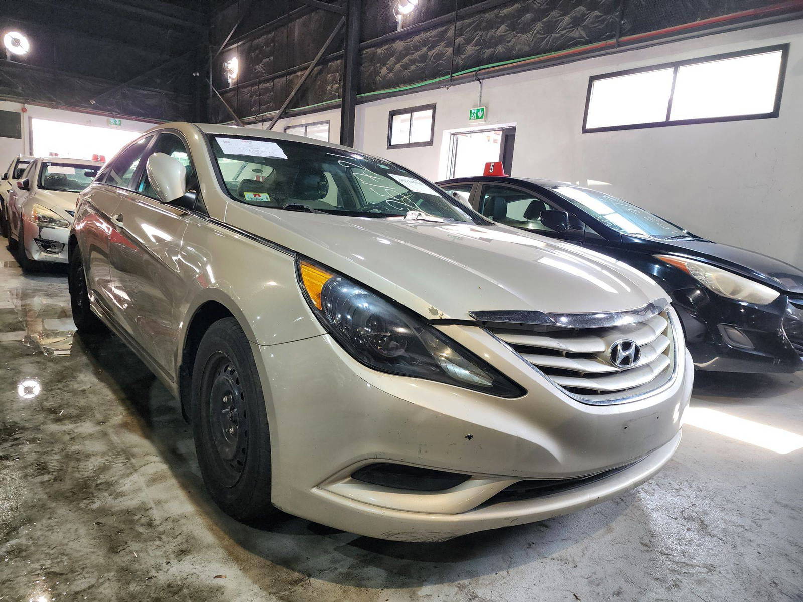 2011 HYUNDAI SONATA — 203165 Miles — Lot 40138504 — Souq - Marhaba Auctions Used Cars - Image 6
