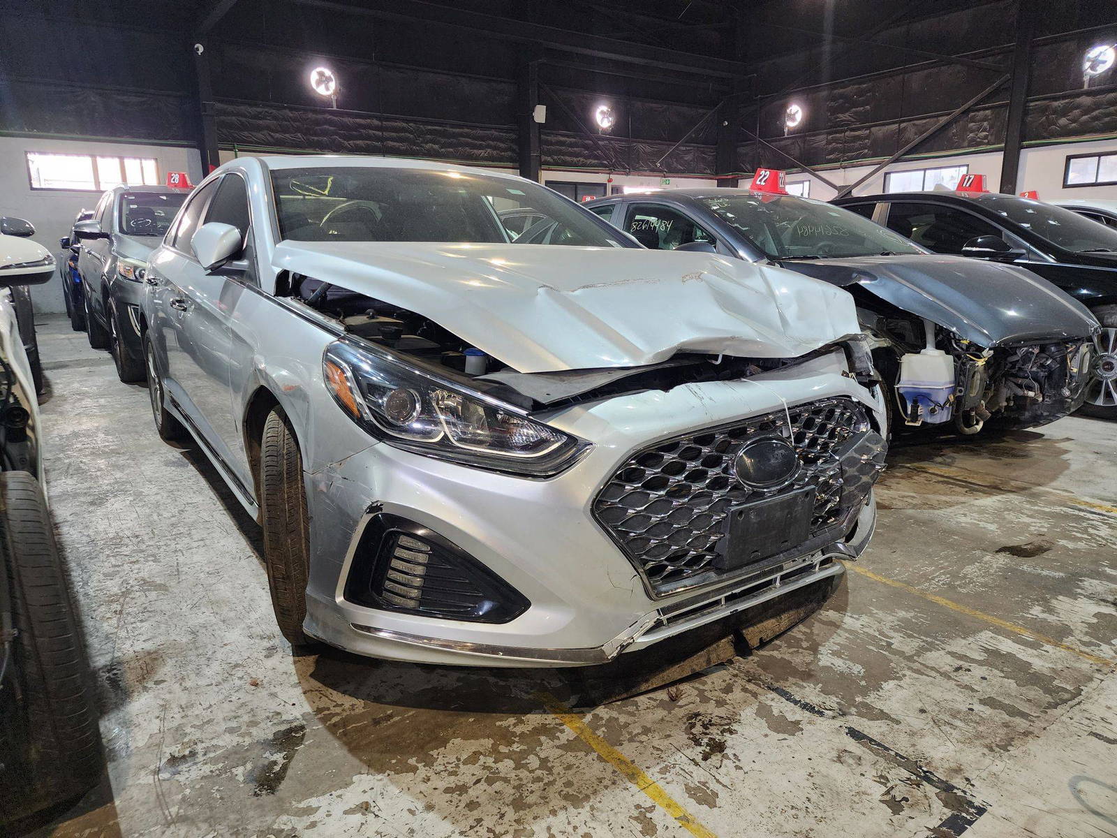 2018 HYUNDAI SONATA — 149970 KM — Lot 83229944 — Al Quoz - Marhaba Auctions Used Cars - Image 5