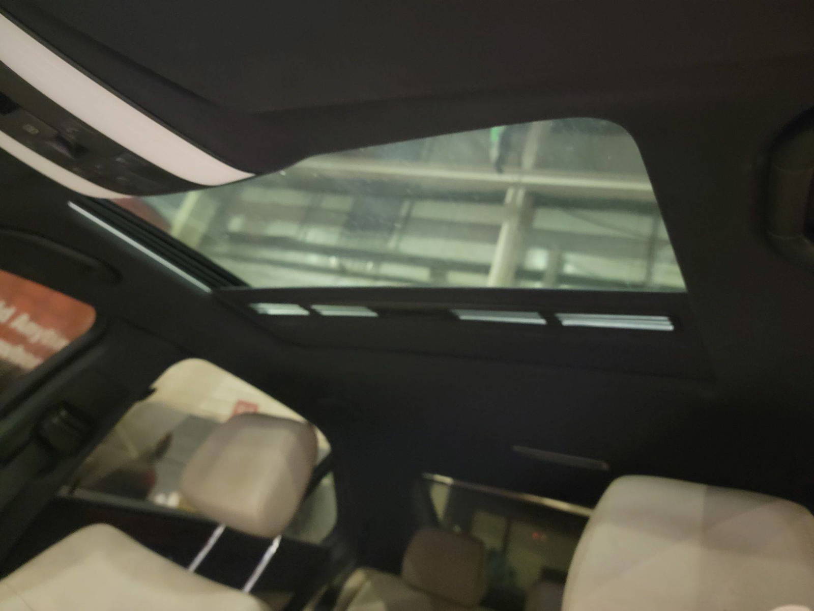 MERCEDES BENZ E 350 2011 - Marhaba Auction Used Cars - Image 9