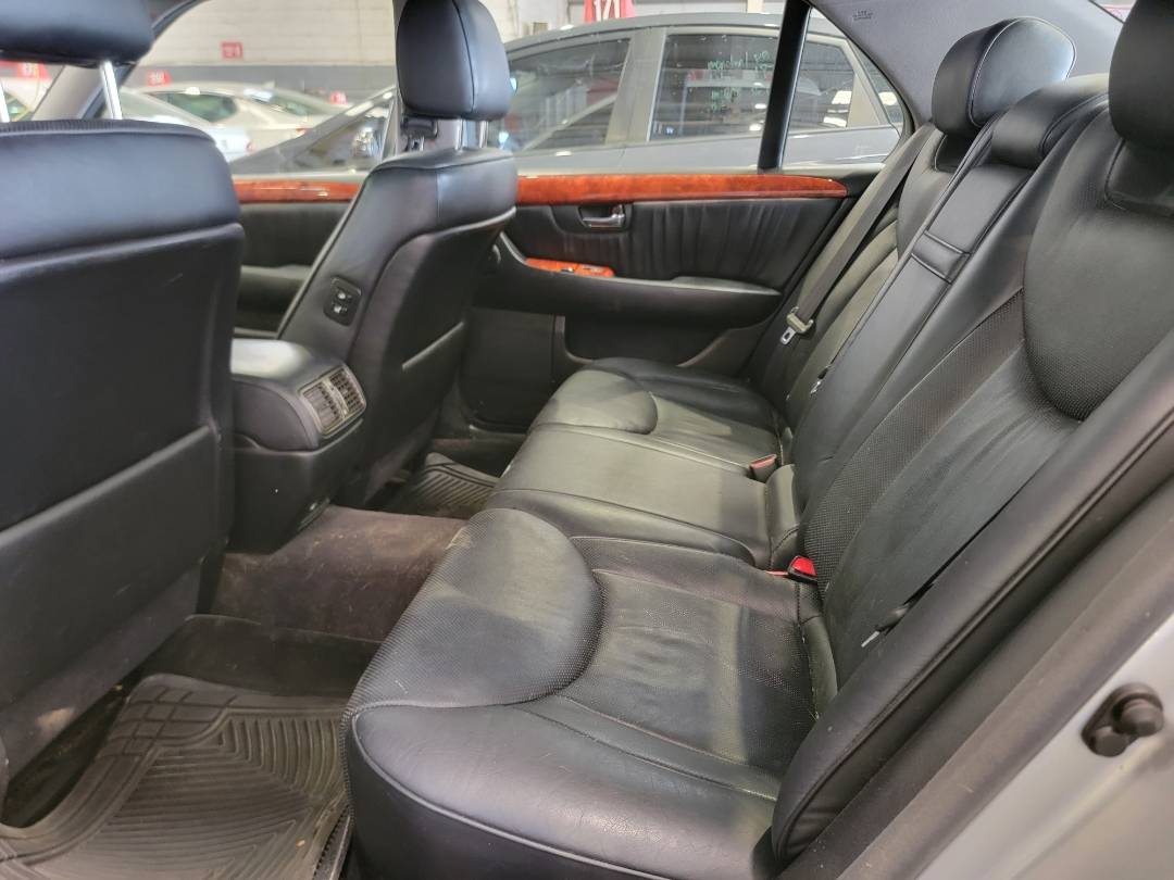 2004 LEXUS LS 430 — 250448 Miles — Lot 840166908 — Main - Marhaba Auctions Used Cars - Image 6