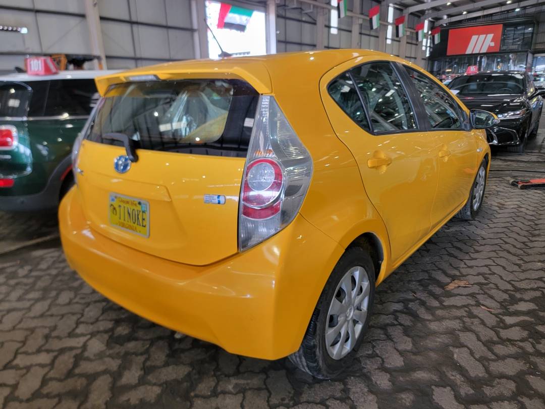 2014 TOYOTA PRIUS C — 155838 Miles — Lot 1078965 — Main - Marhaba Auctions Used Cars - Image 3