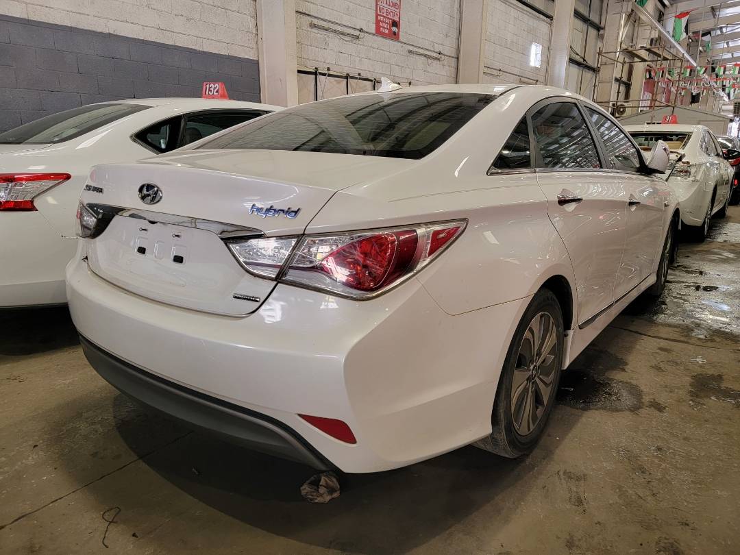 2013 HYUNDAI SONATA — 198996 Miles — Lot 40567282 — Main - Marhaba Auctions Used Cars - Image 3
