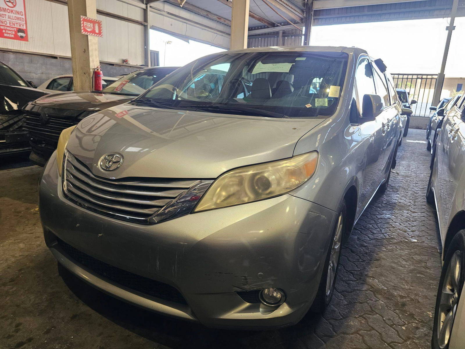 TOYOTA SIENNA 2011 - Marhaba Auction Used Cars - Image 3
