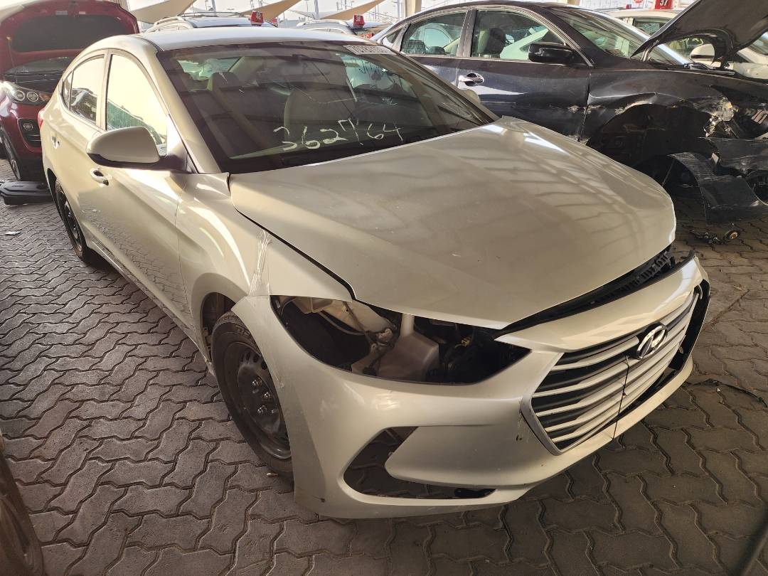 2017 HYUNDAI ELANTRA — 135767 Miles — Lot 70787133 - Marhaba Auctions Used Cars - Image 4