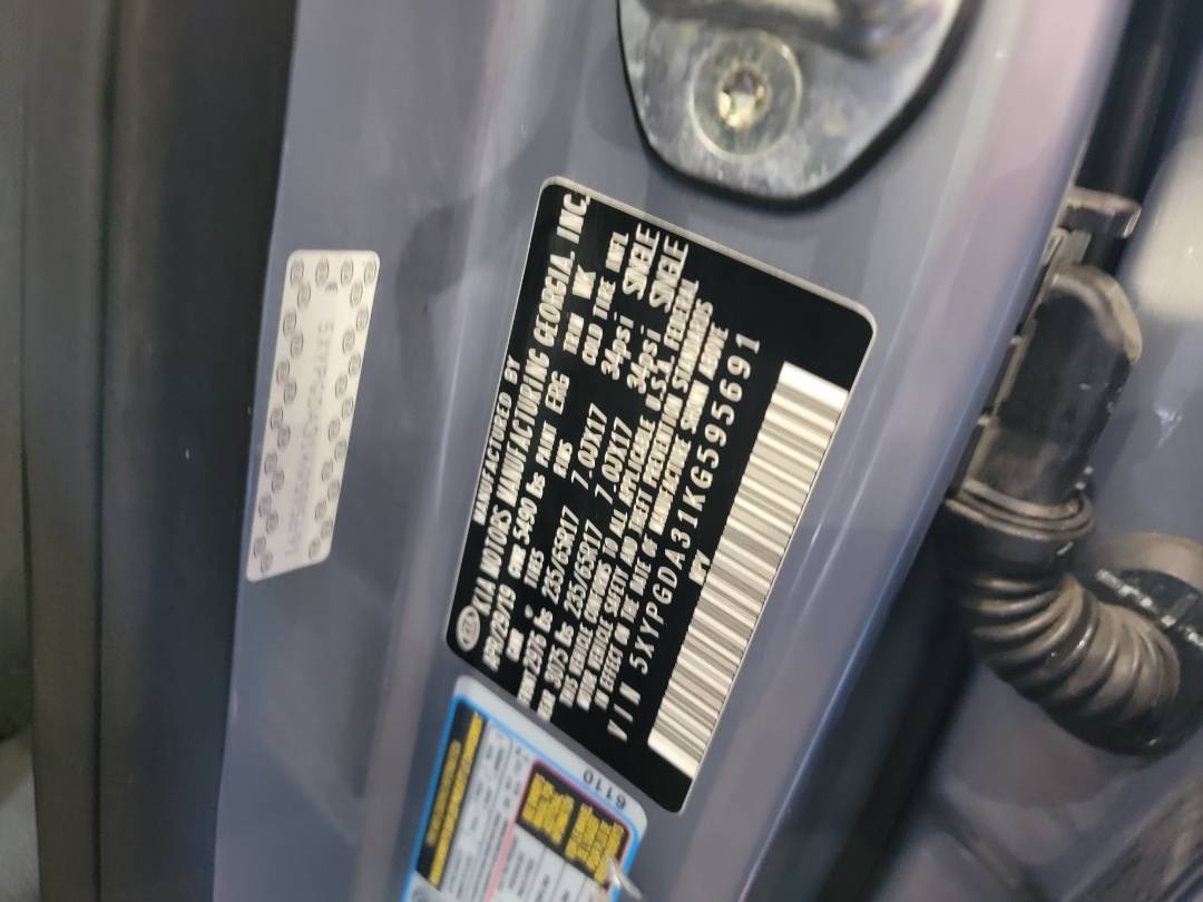 KIA SORENTO 2019 - Marhaba Auction Used Cars - Image 10