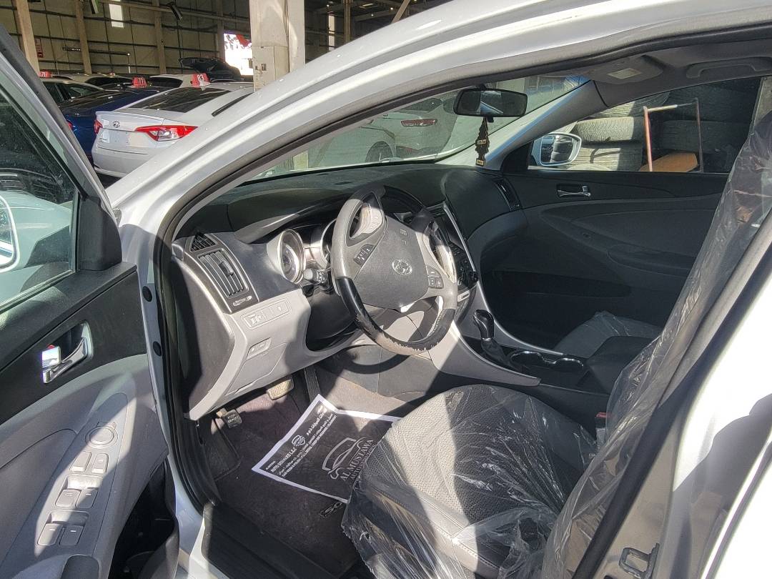 2011 HYUNDAI SONATA — 161736 Miles — Lot 3BH138019 — Main - Marhaba Auctions Used Cars - Image 6