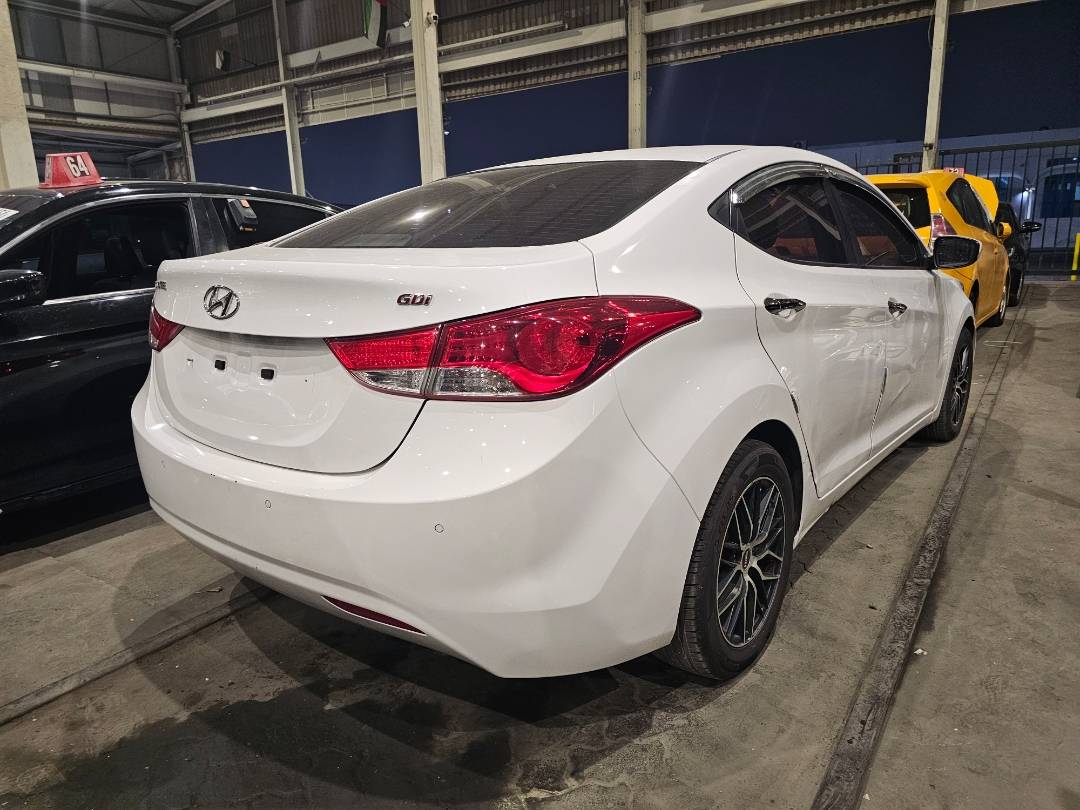 2013 HYUNDAI AVANTE — 130215 KM — Lot 824397 — Main - Marhaba Auctions Used Cars - Image 3