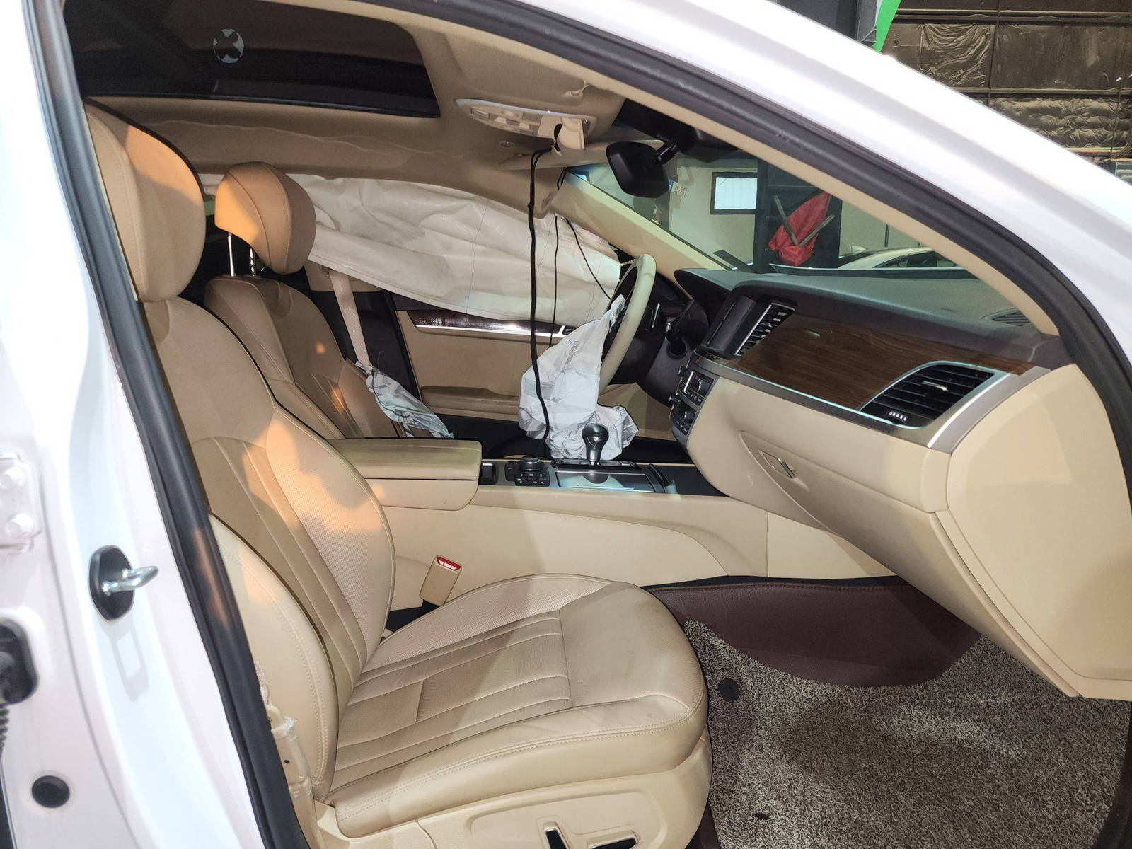 2018 GENESIS G80 — 133622 KM — Lot 241578 — Main - Marhaba Auctions Used Cars - Image 8