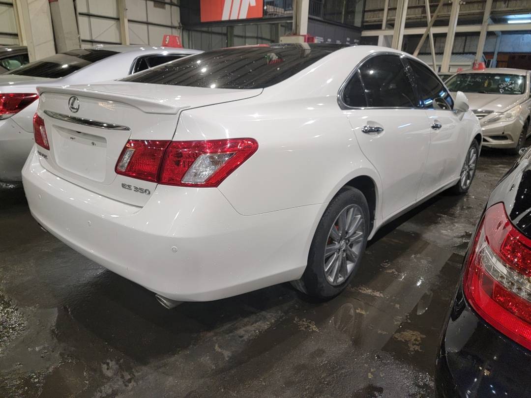 2007 LEXUS ES 350 — 180475 Miles — Lot 017876 - Marhaba Auctions Used Cars - Image 4