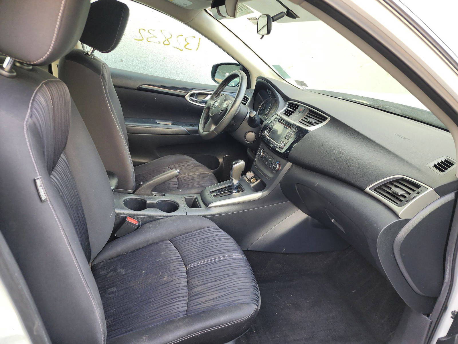 2017 NISSAN SENTRA — 132832 Miles — Lot 76759014 — Al Quoz - Marhaba Auctions Used Cars - Image 9