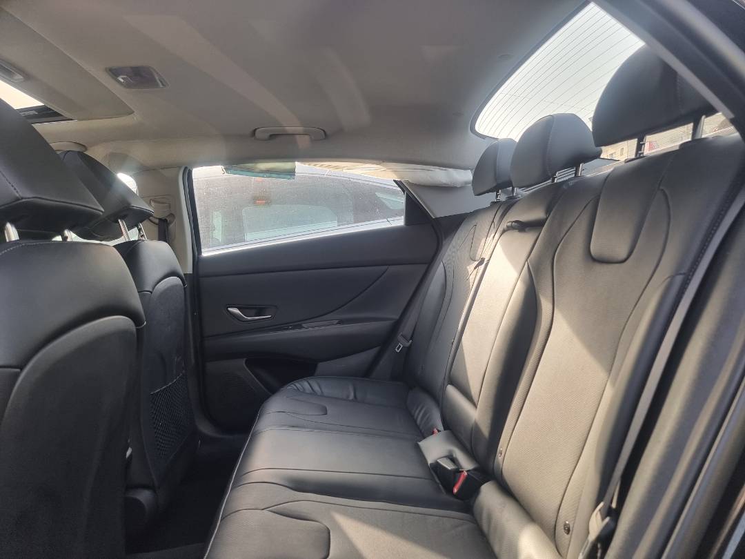 2022 HYUNDAI ELANTRA — 40864 Miles — Lot 022584 — Souq - Marhaba Auctions Used Cars - Image 7