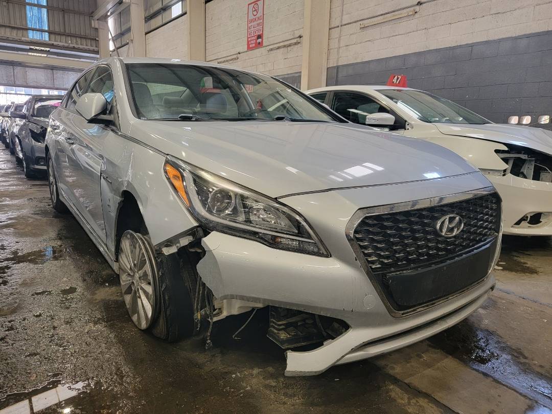 2017 HYUNDAI SONATA — 146491 Miles — Lot A058240 — Main - Marhaba Auctions Used Cars - Image 4