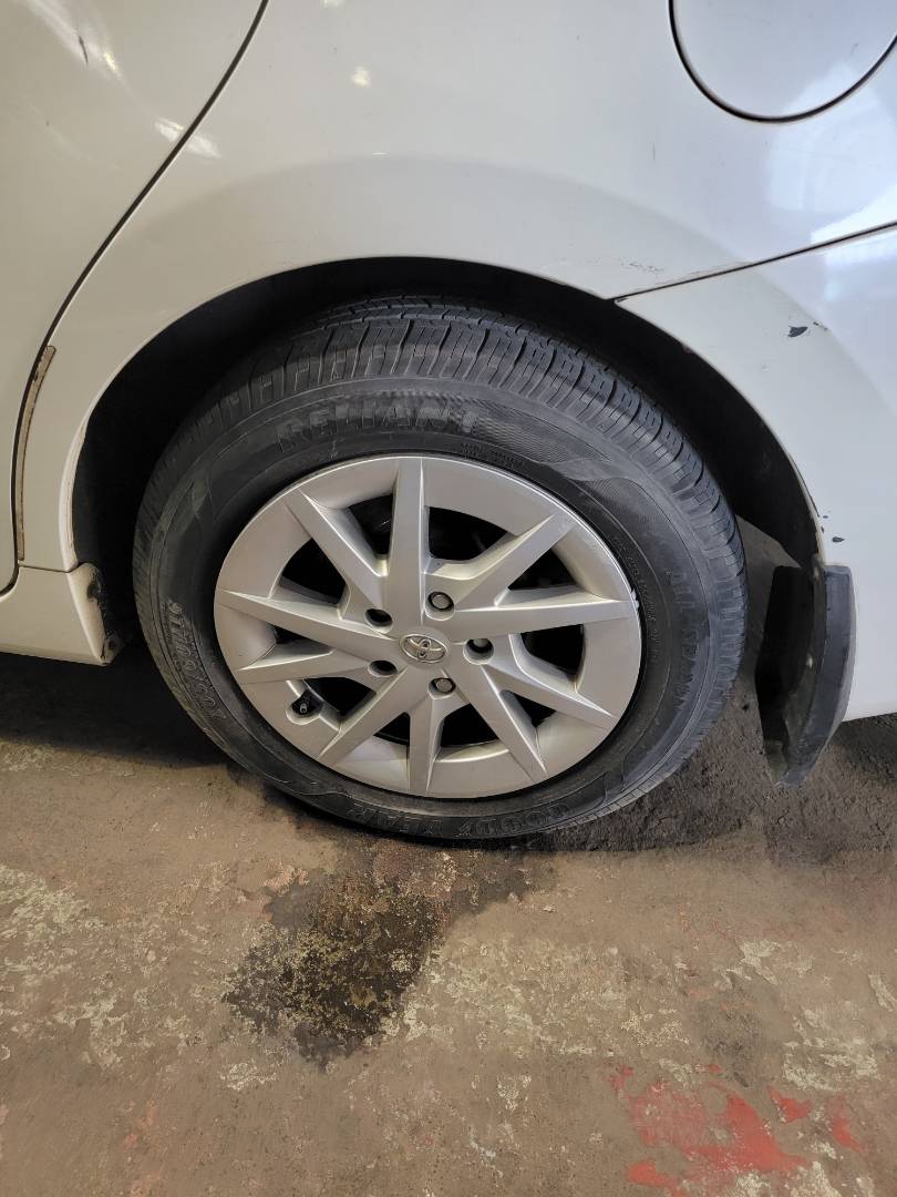 2012 TOYOTA PRIUS — 246 530 Miles — Lot UXC3144714 — Main - Marhaba Auctions Used Cars - Image 9