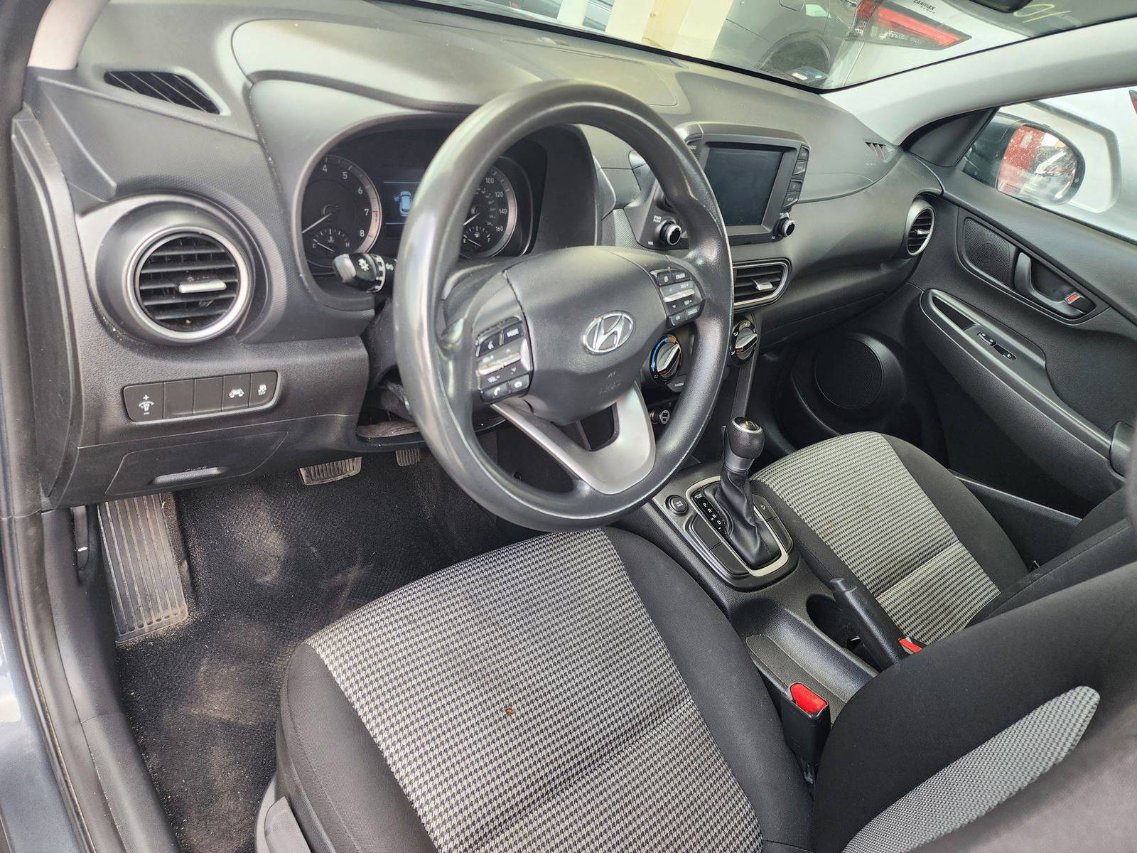 2019 HYUNDAI KONA — 125087 Miles — Lot 37432291 - Marhaba Auctions Used Cars - Image 4