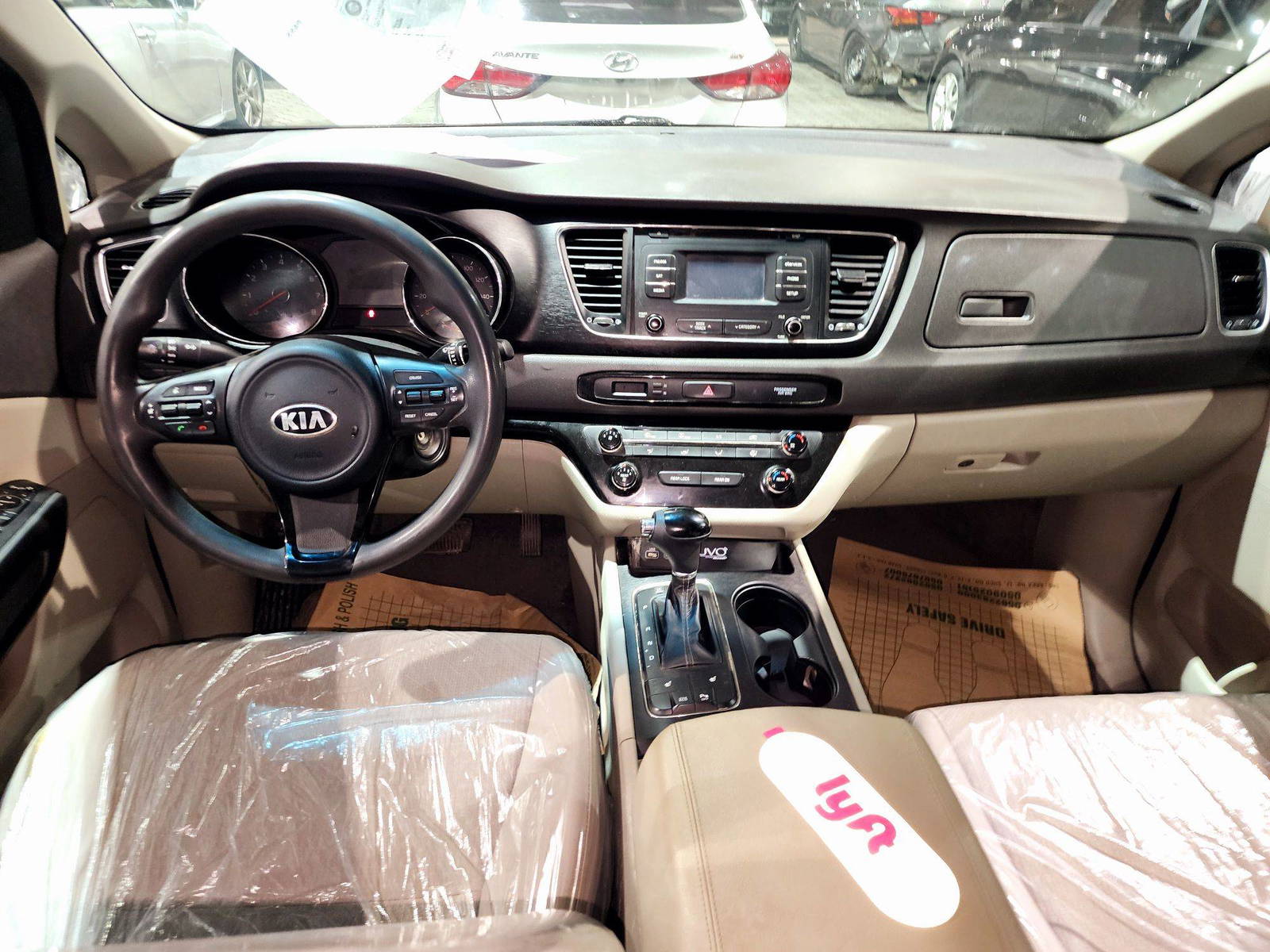 2016 KIA SEDONA — 71038 Miles — Lot 7G6094219 — Souq - Marhaba Auctions Used Cars - Image 7