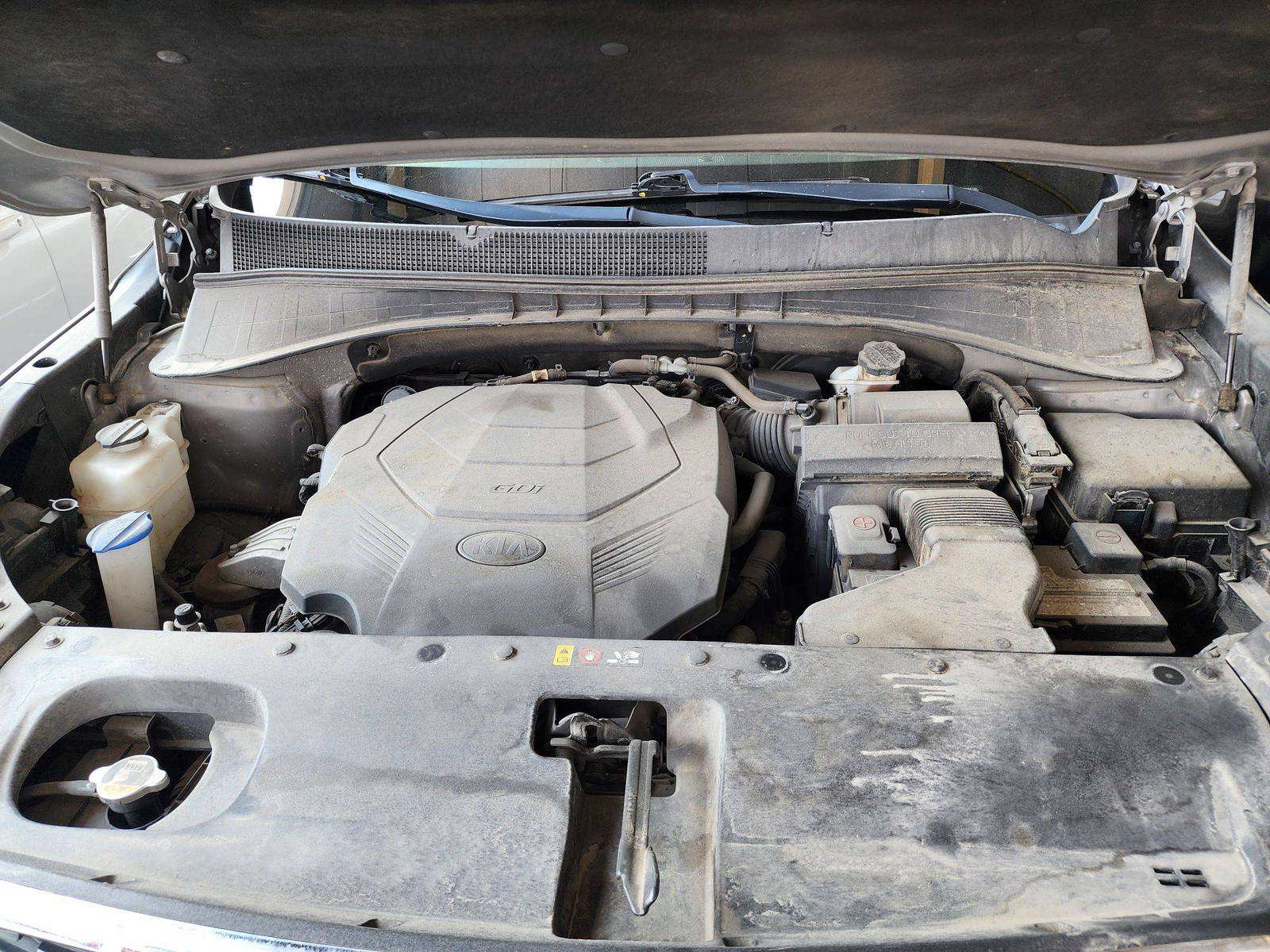 2019 KIA SORENTO — 137083 Miles — Lot 47191774 — Souq - Marhaba Auctions Used Cars - Image 11