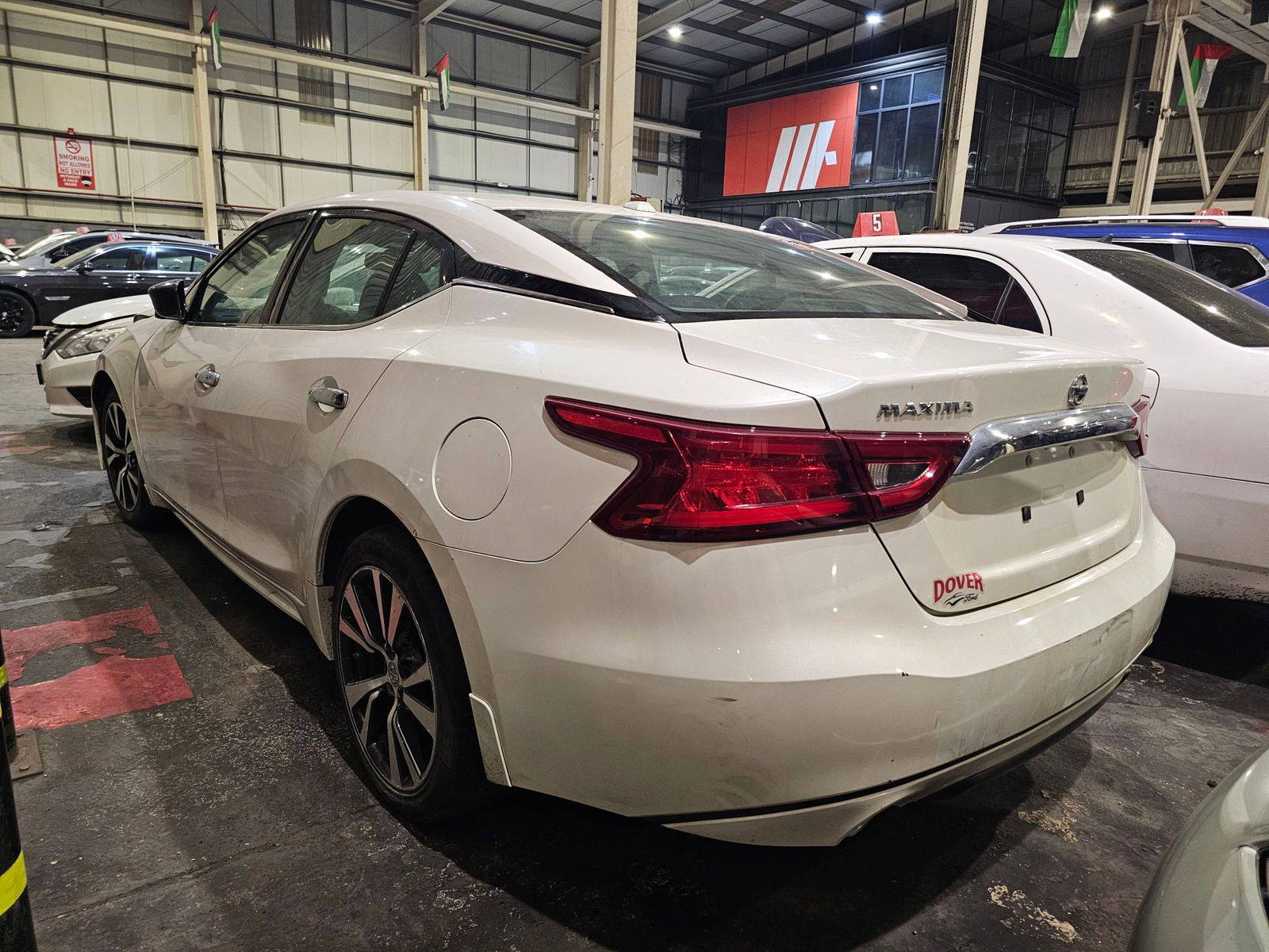NISSAN MAXIMA 2016 view 2