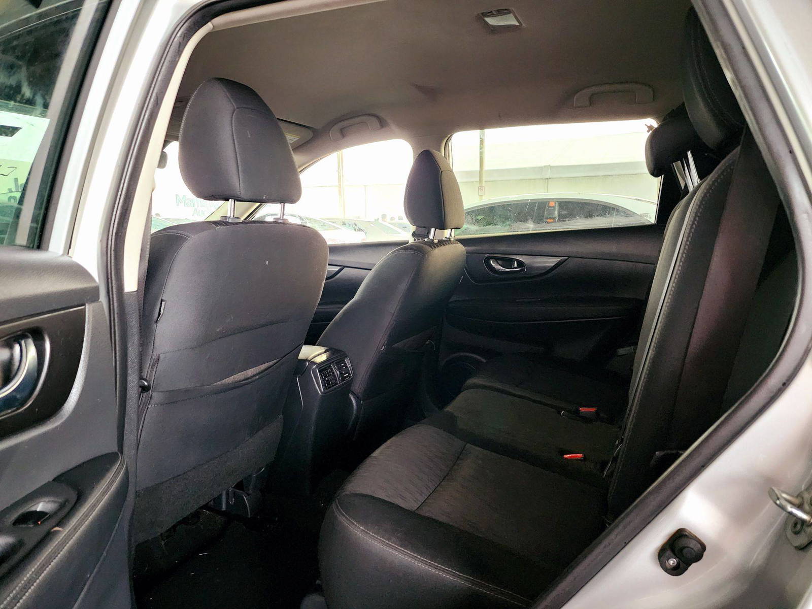 2019 NISSAN ROGUE — 140077 Miles — Lot KP515339 — Souq - Marhaba Auctions Used Cars - Image 6