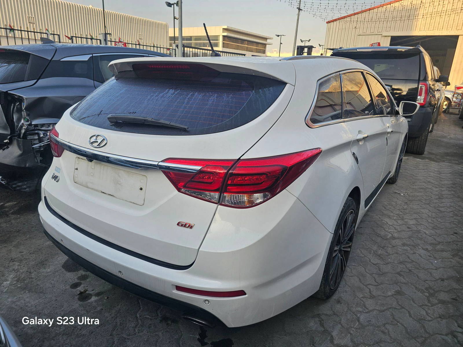 HYUNDAI i40 2016 - Marhaba Auction Used Cars - Image 5