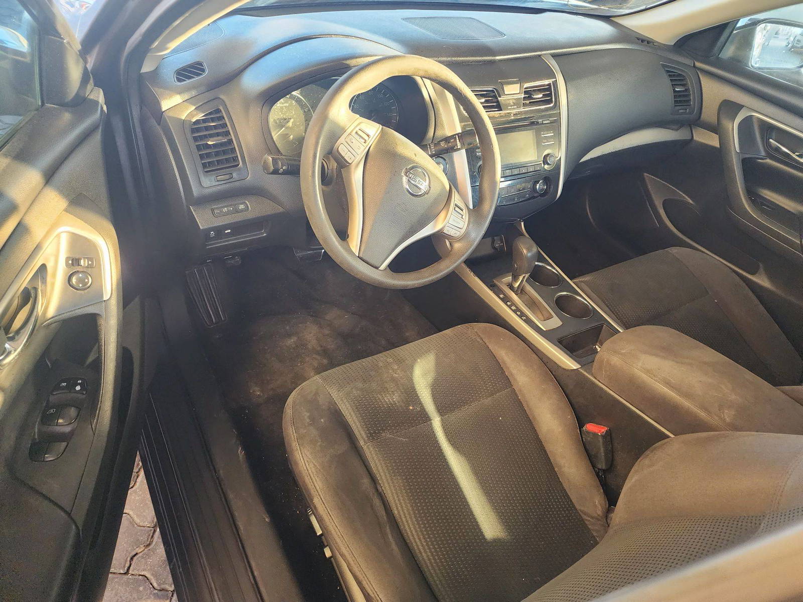 2015 NISSAN ALTIMA — 193059 Miles — Lot 73401593 - Marhaba Auctions Used Cars - Image 9