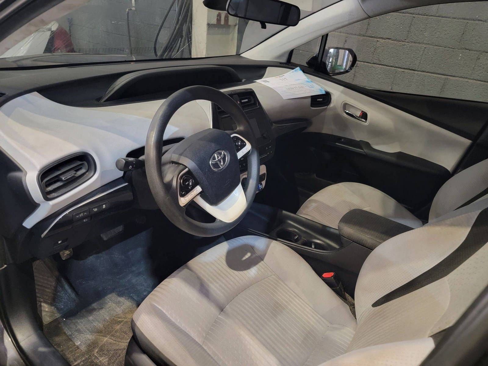 TOYOTA PRIUS 2017 - Marhaba Auction Used Cars - Image 8