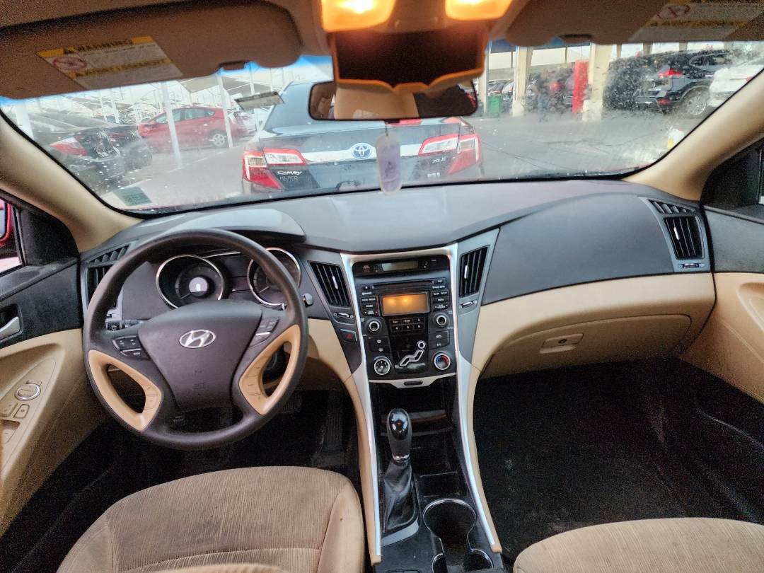 2013 HYUNDAI SONATA — 215065 KM — Lot 748412 — Ind. 12 - Marhaba Auctions Used Cars - Image 8