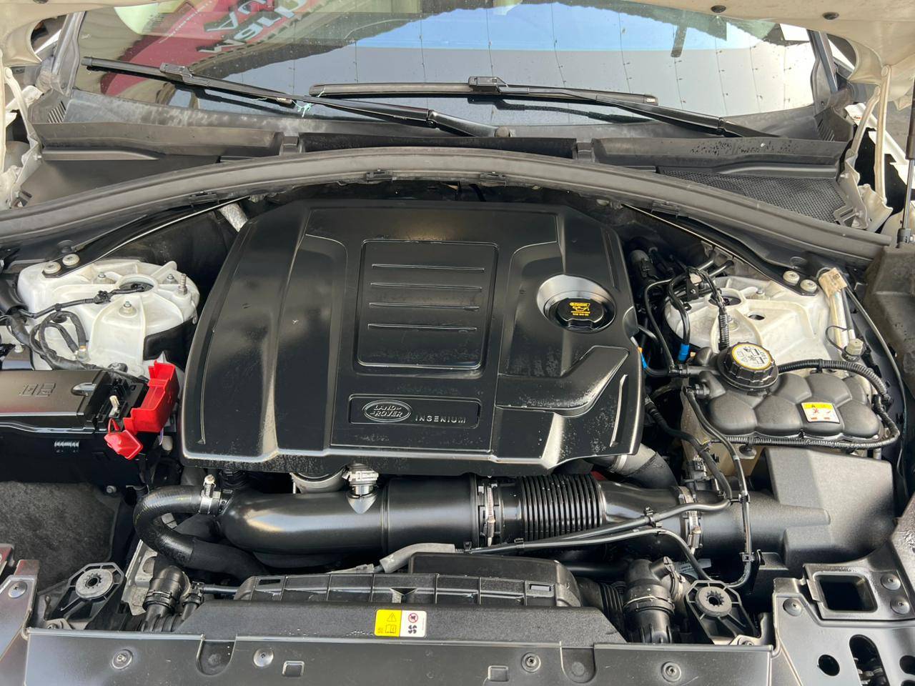 LAND ROVER RANGE ROVER VELAR 2018 - Marhaba Auction Used Cars - Image 12