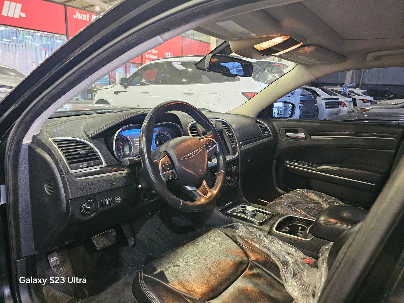 CHRYSLER 300 2016 - Marhaba Auction Used Cars - Image 8