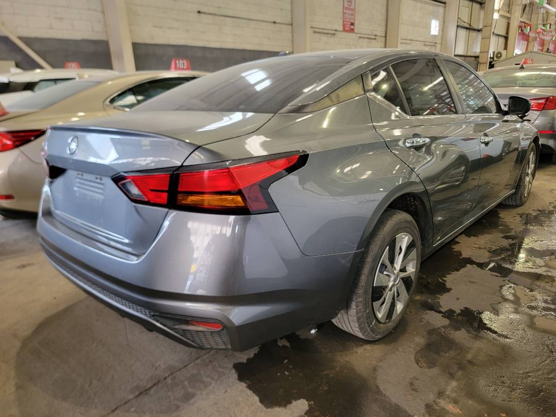 2020 NISSAN ALTIMA — 108632 Miles — Lot C150635 — Main - Marhaba Auctions Used Cars - Image 3