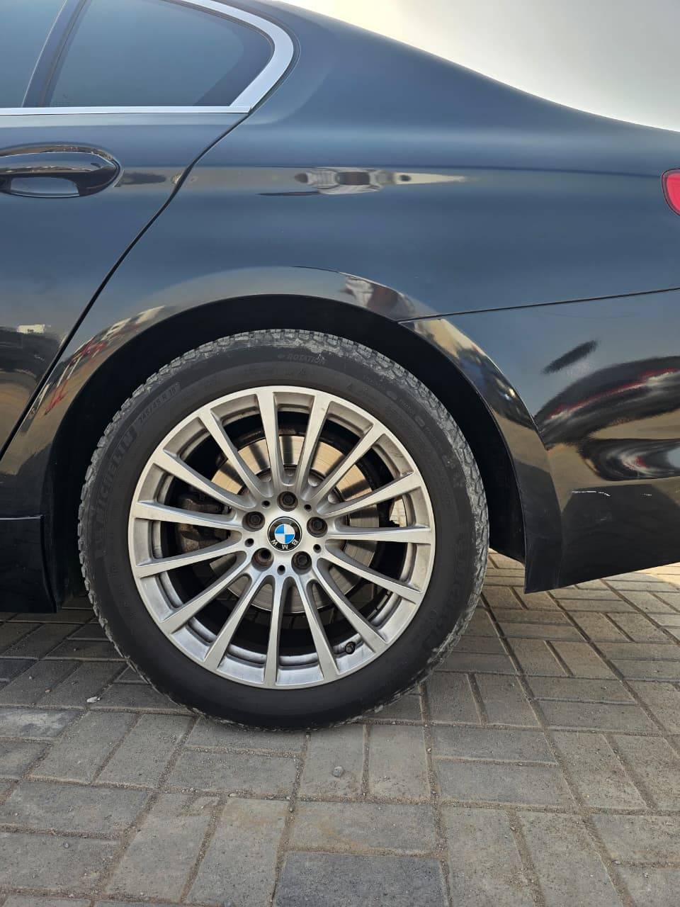 2019 BMW 520I — 86174 KM — Lot RU022146 - Marhaba Auctions Used Cars - Image 7